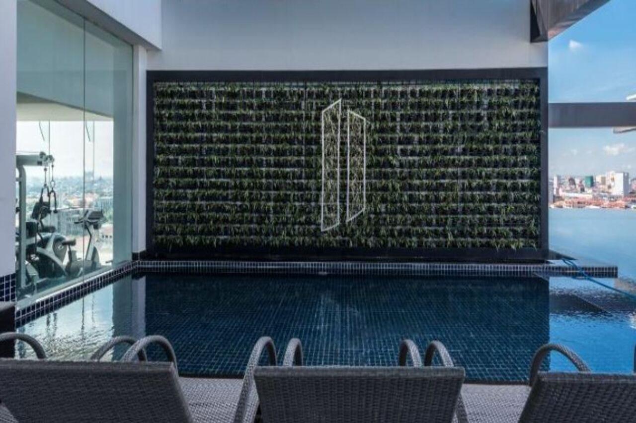 Naki Suites @ Silvertown Phnom Penh Luaran gambar