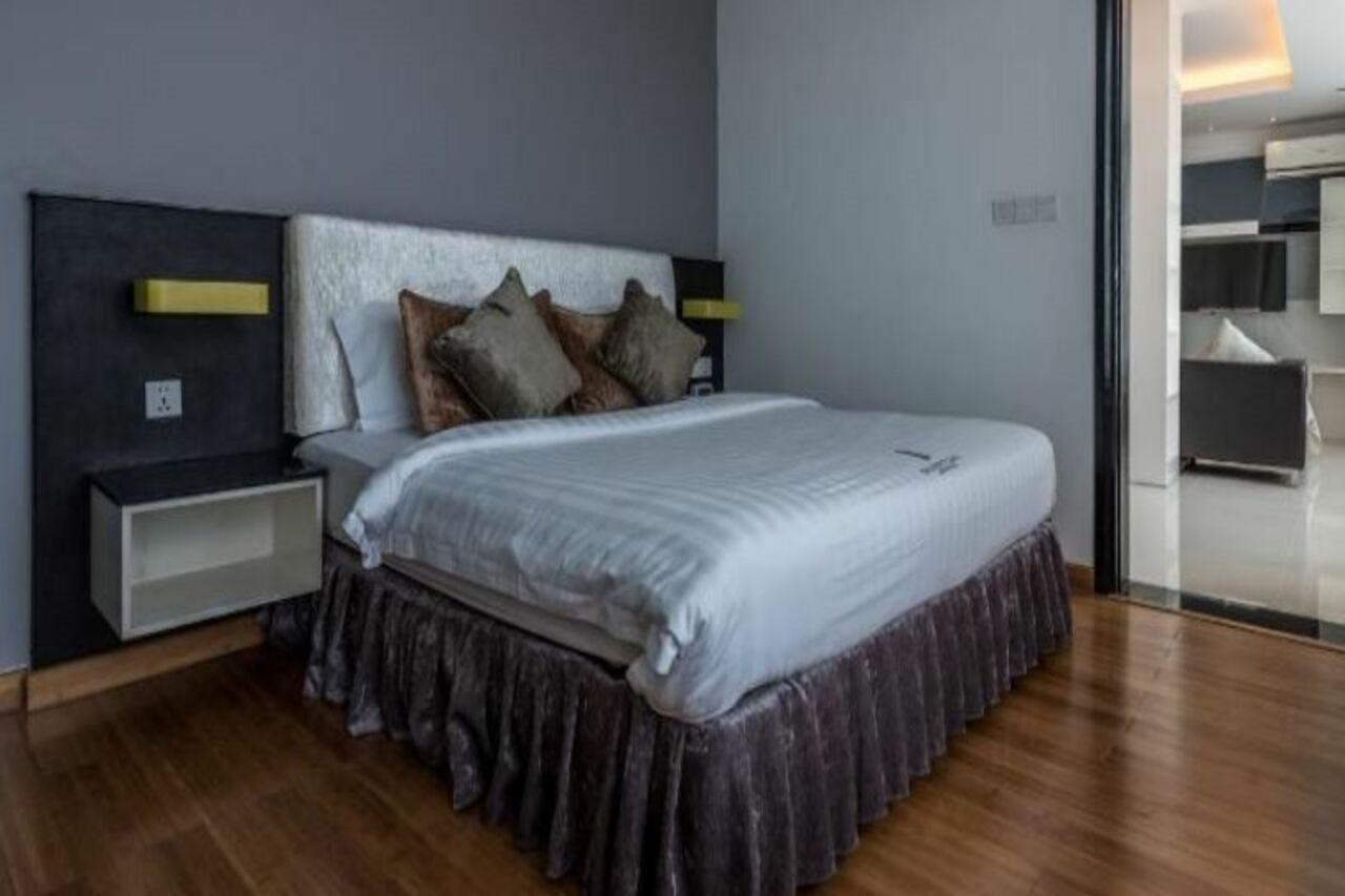 Naki Suites @ Silvertown Phnom Penh Luaran gambar