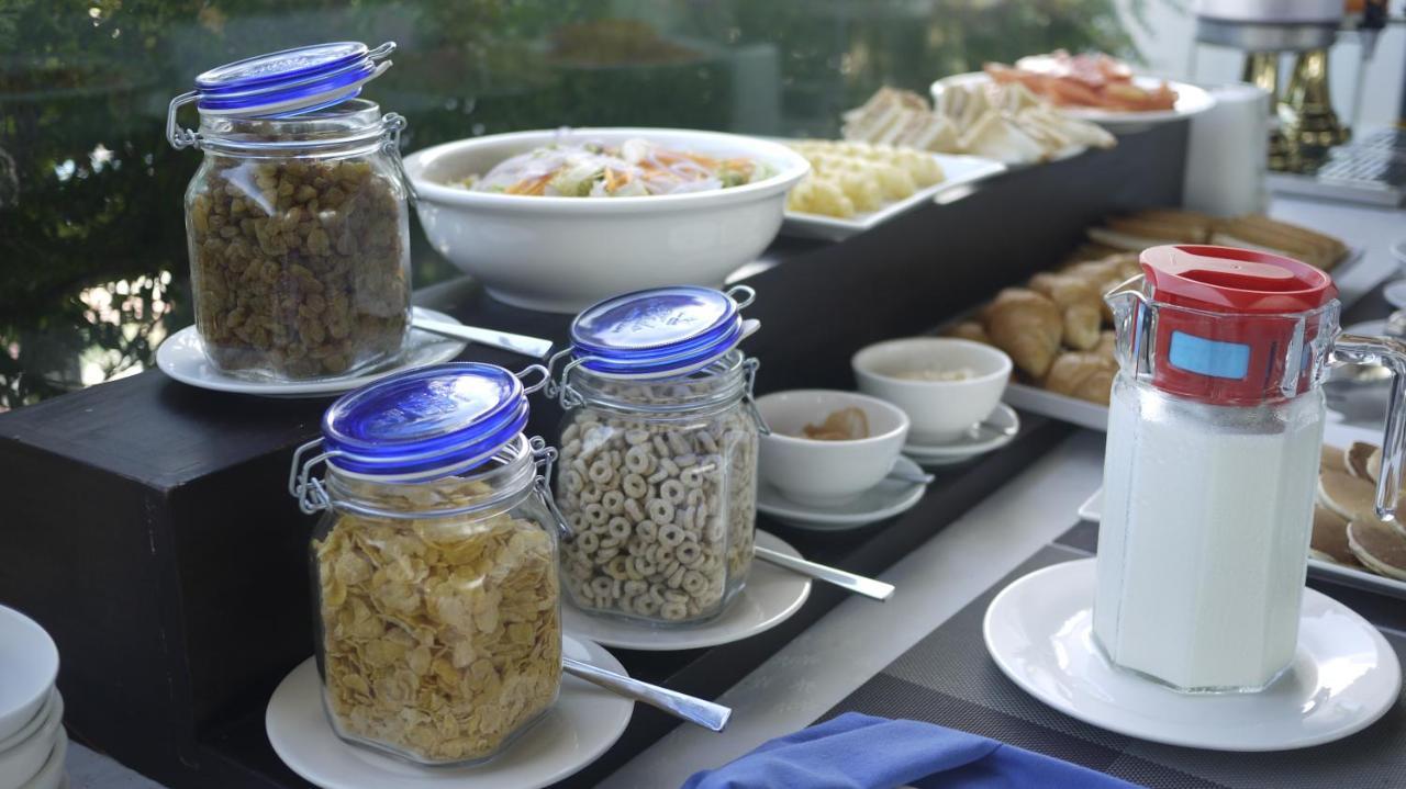 Naki Suites @ Silvertown Phnom Penh Luaran gambar