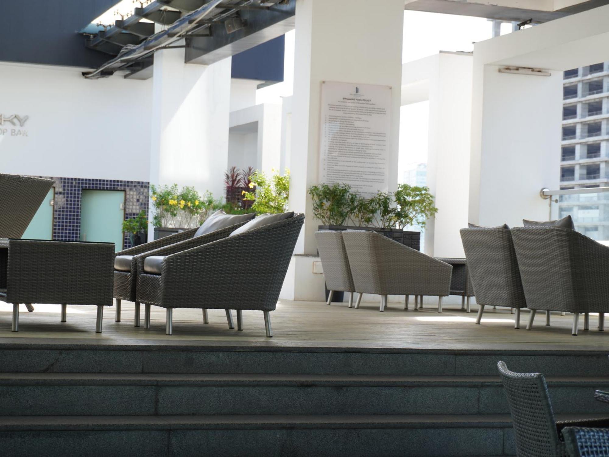 Naki Suites @ Silvertown Phnom Penh Luaran gambar
